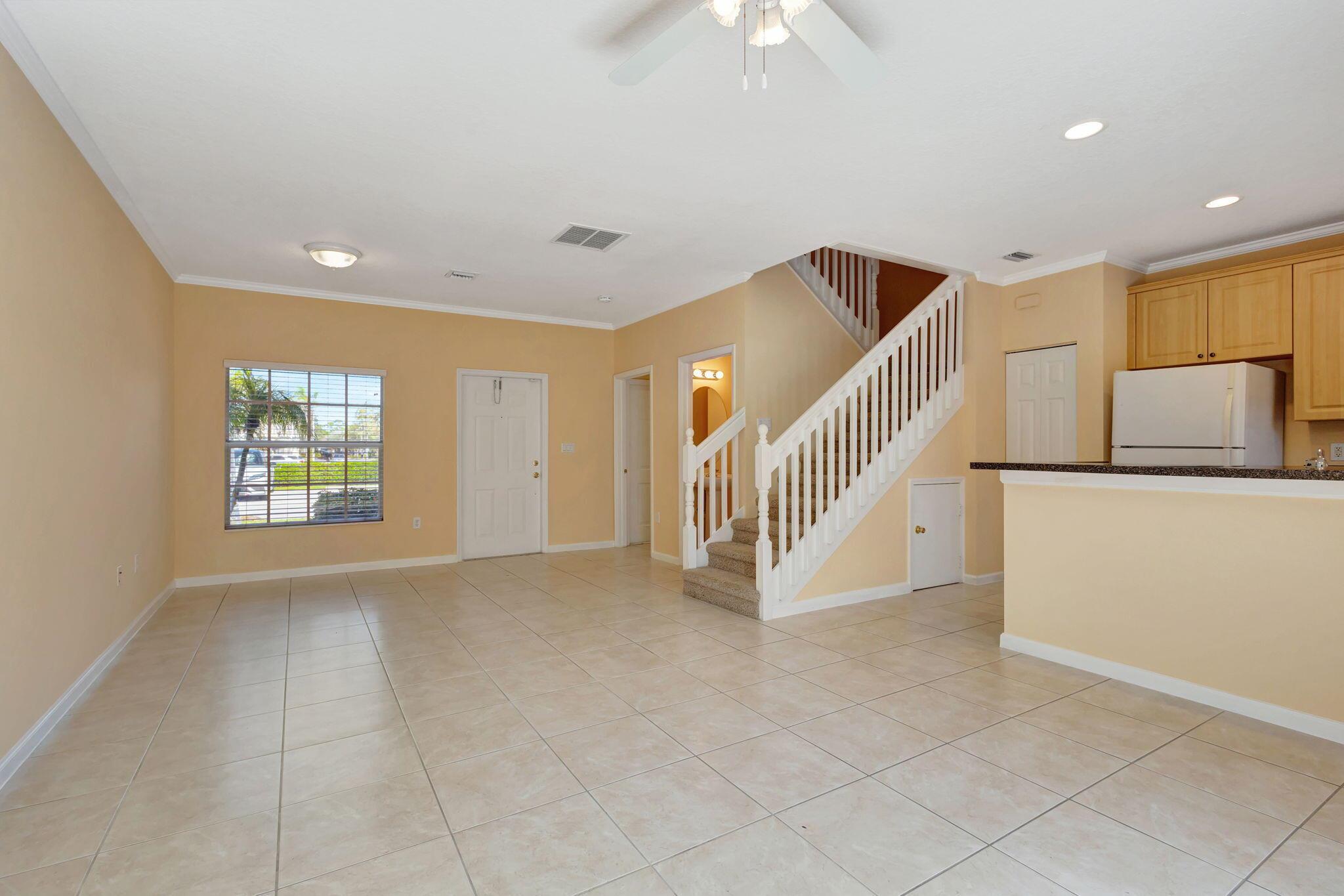 SUGAR POND MANOR OF WELLI - Residential Lease