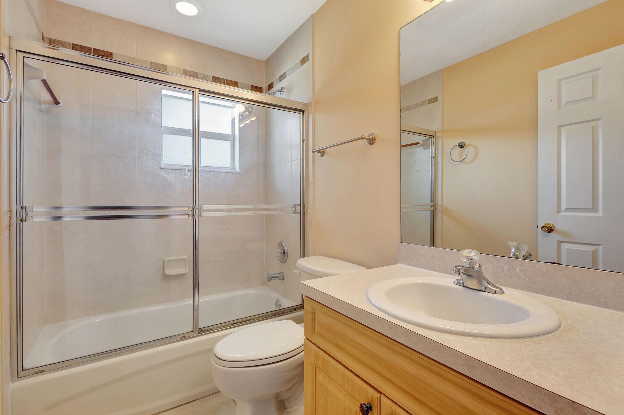 SUGAR POND MANOR OF WELLI - Residential Lease