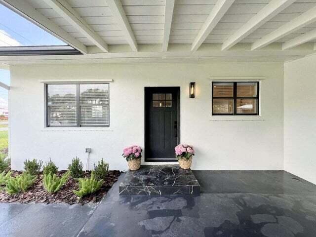 RIVER PARK UNIT 1 - Residential Lease