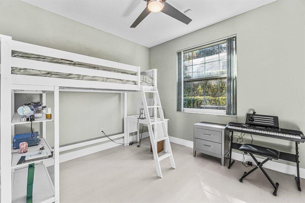 MISSION BAY PAR F PH 1 - Residential