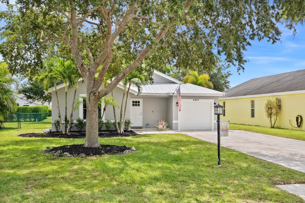 Photo of 8897 SW Fishermans Wharf Drive, Stuart, FL 34997 (MLS # R11151513)