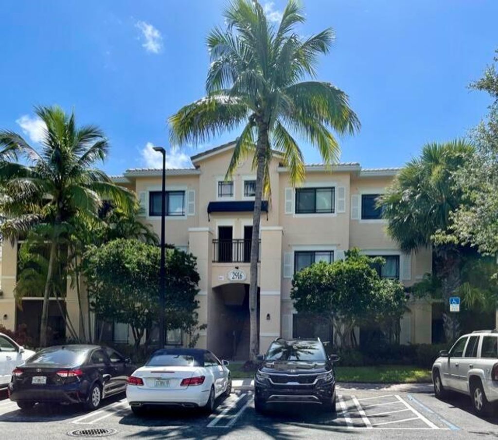 Photo of 2916 Tuscany Court #201, Palm Beach Gardens, FL 33410 (MLS # R10736887)