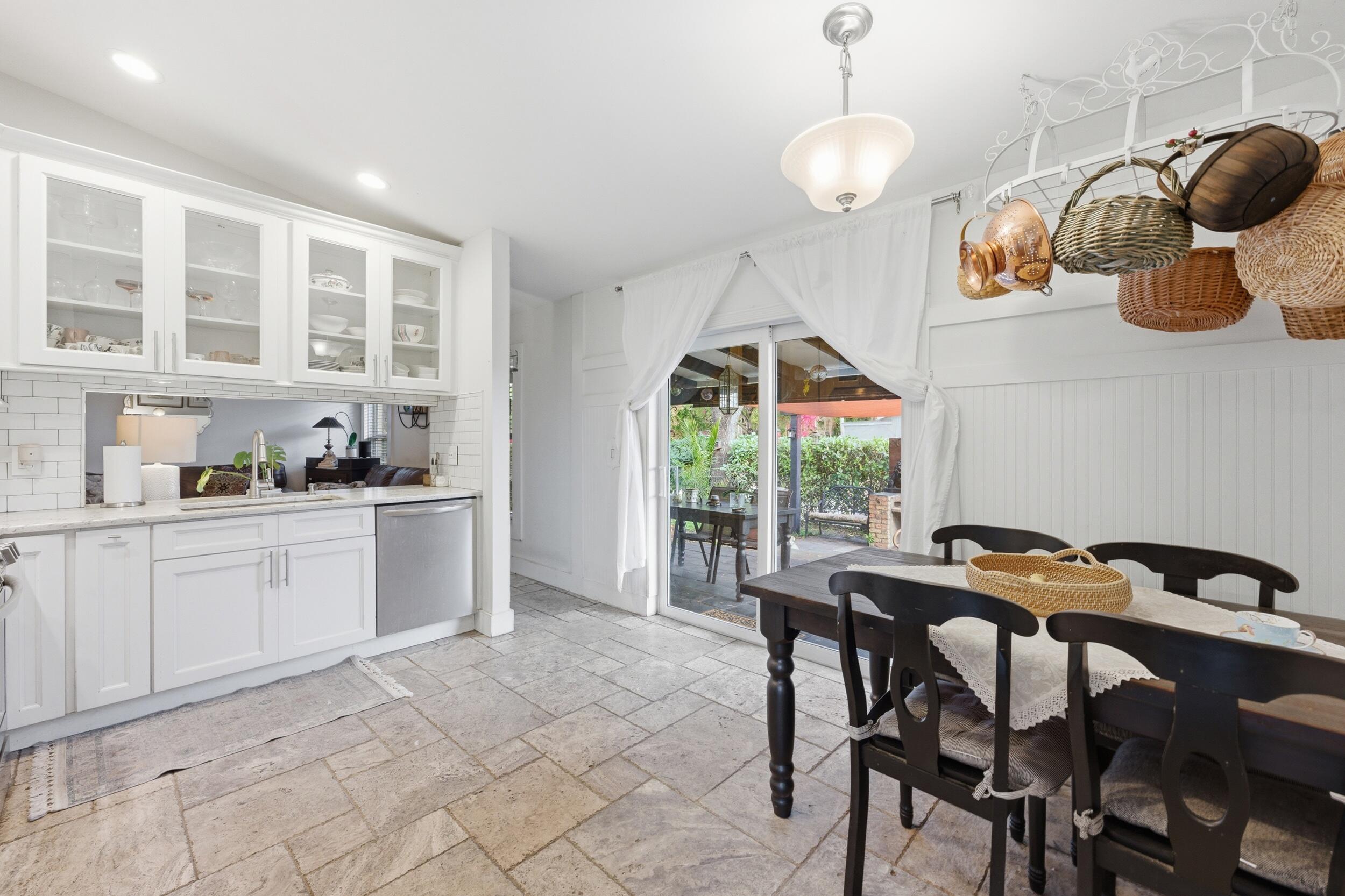 CORAL SPRINGS UNIVERSITY DRIVE - Residential