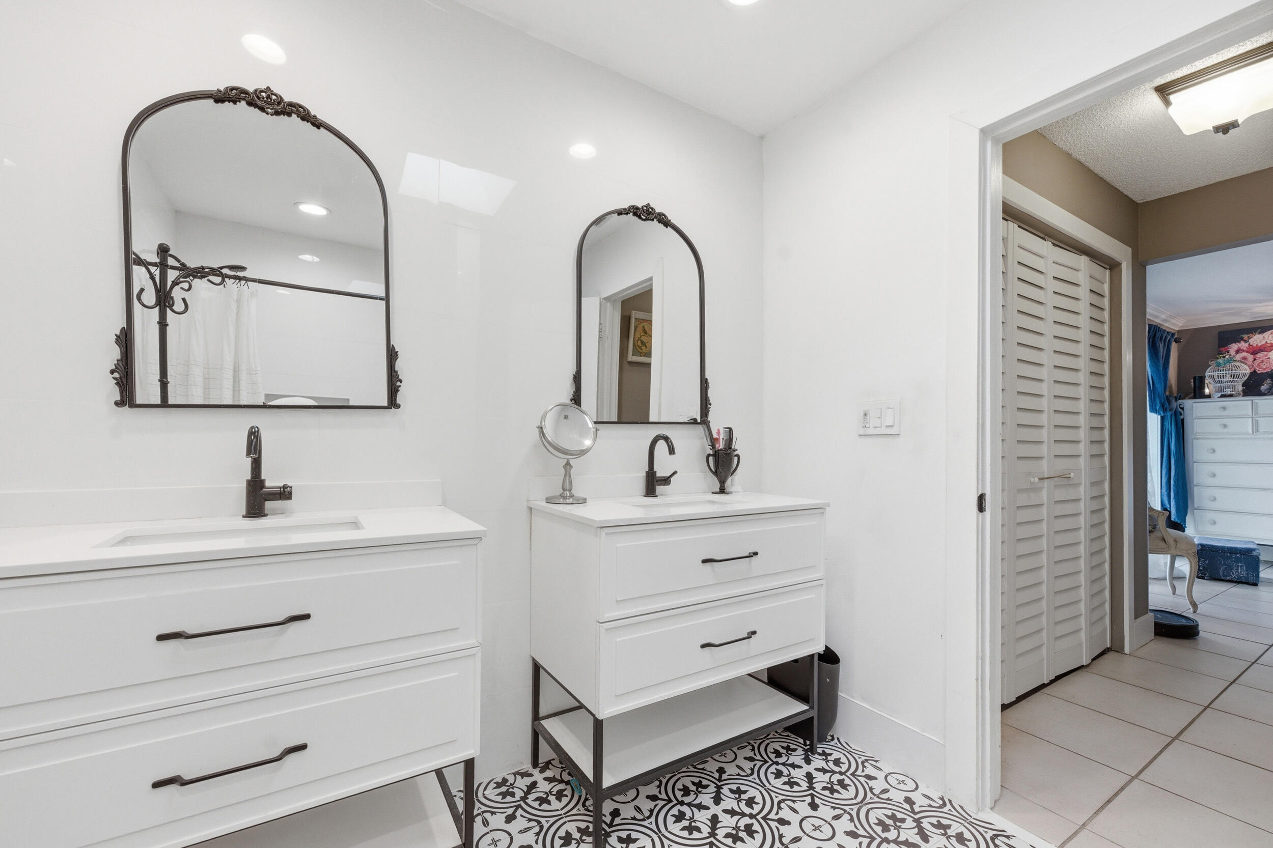 CORAL SPRINGS UNIVERSITY DRIVE - Residential