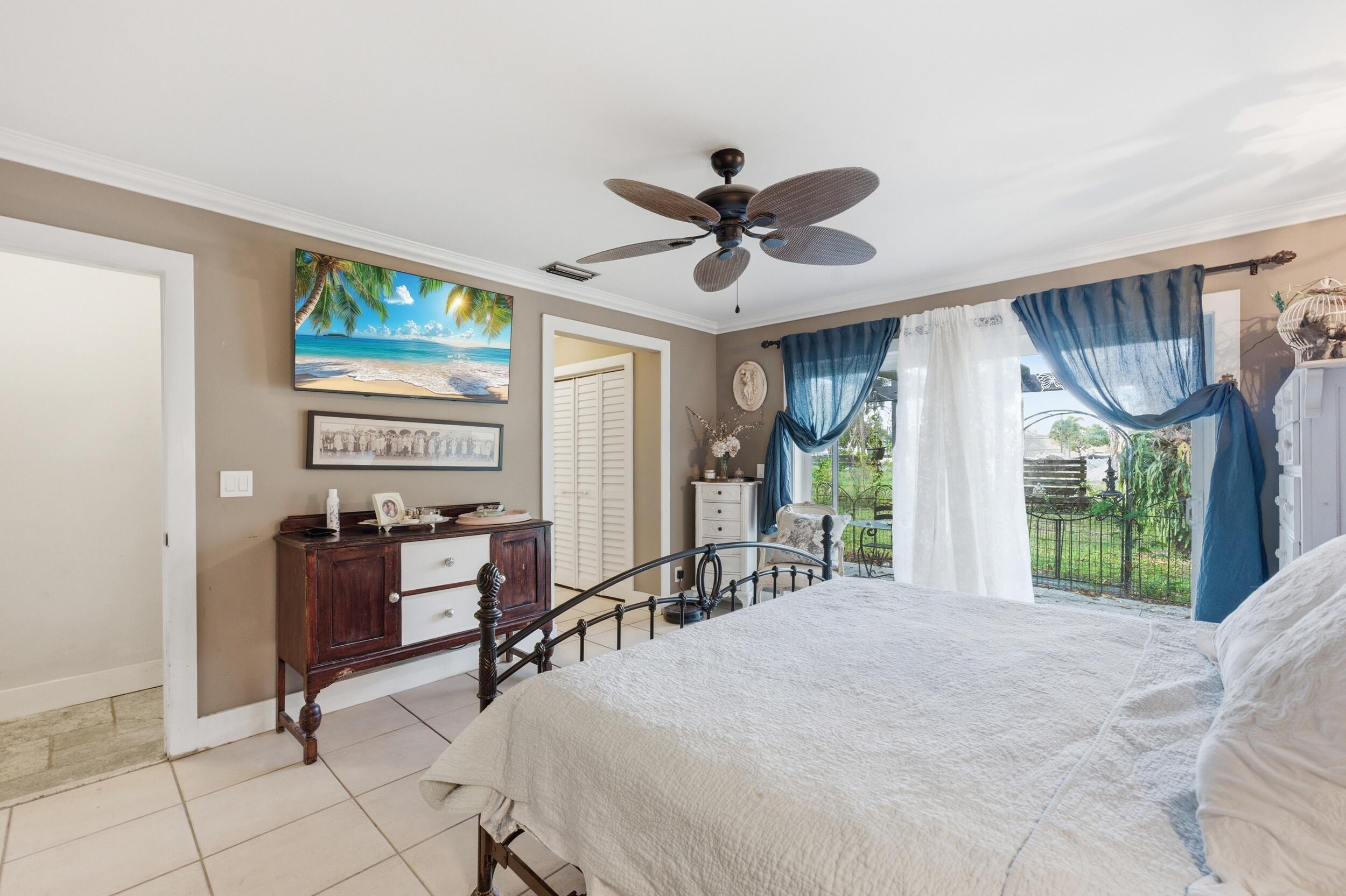 CORAL SPRINGS UNIVERSITY DRIVE - Residential