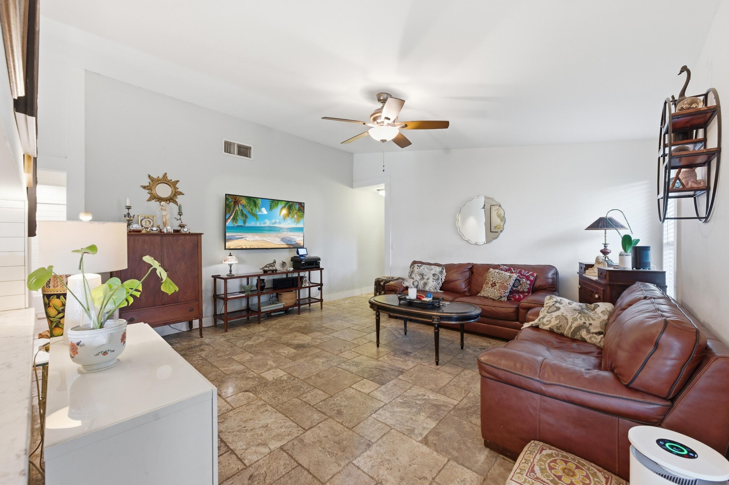 CORAL SPRINGS UNIVERSITY DRIVE - Residential