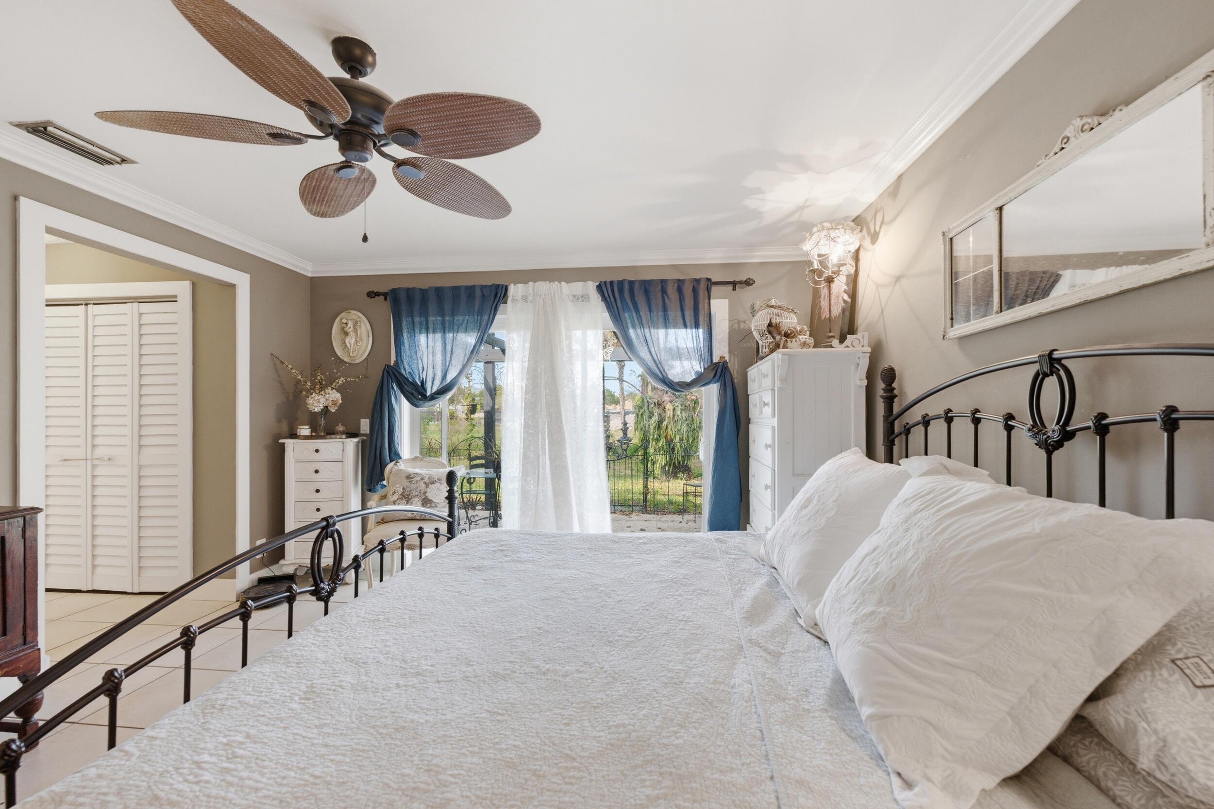 CORAL SPRINGS UNIVERSITY DRIVE - Residential