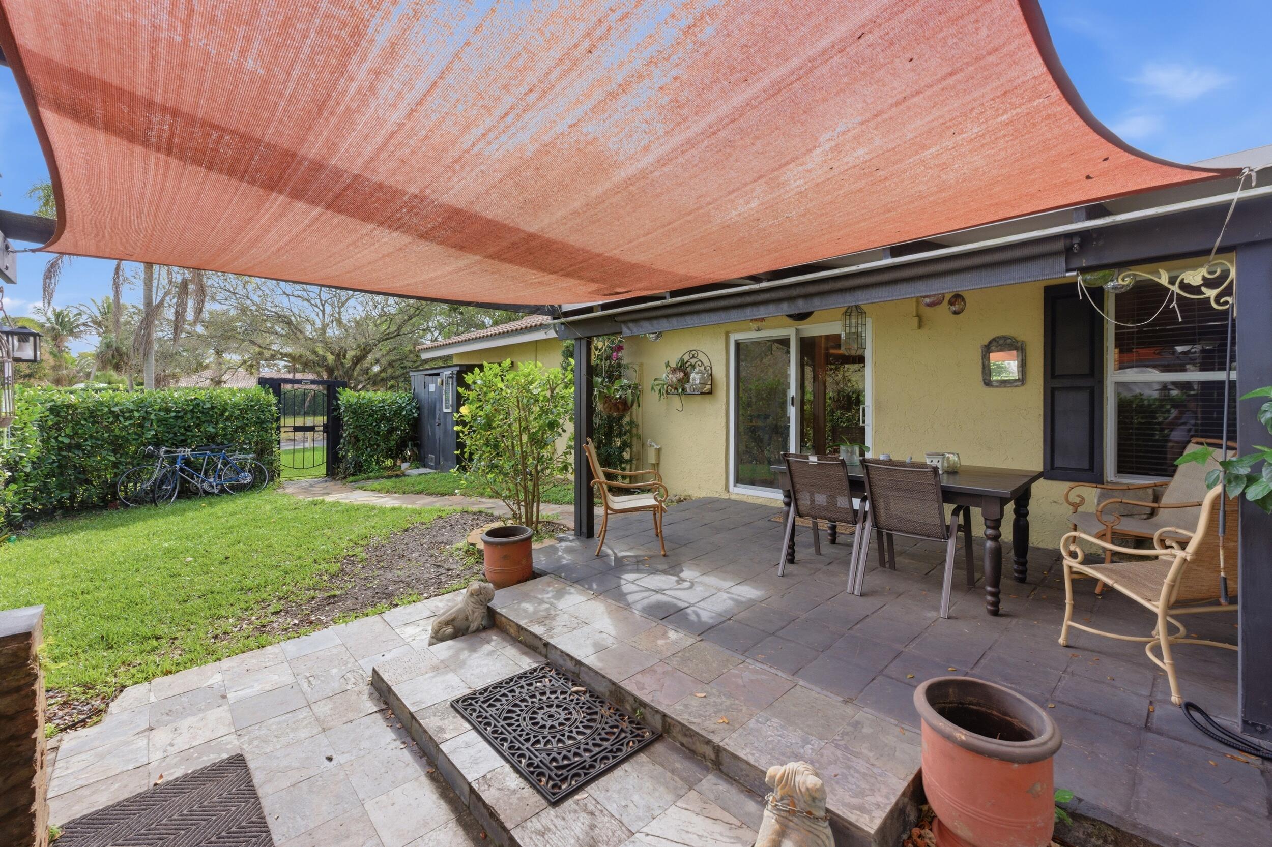 CORAL SPRINGS UNIVERSITY DRIVE - Residential