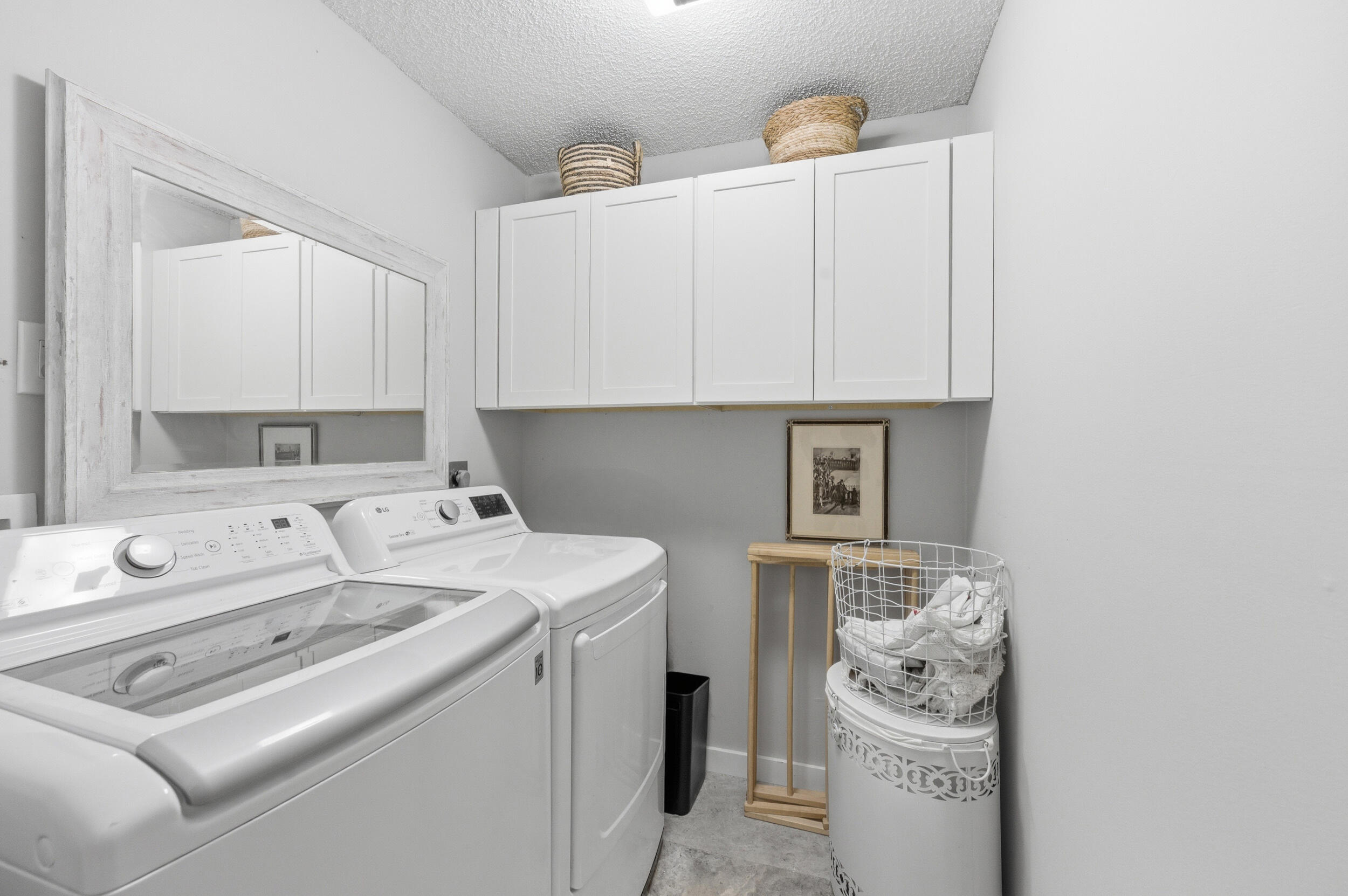 CORAL SPRINGS UNIVERSITY DRIVE - Residential