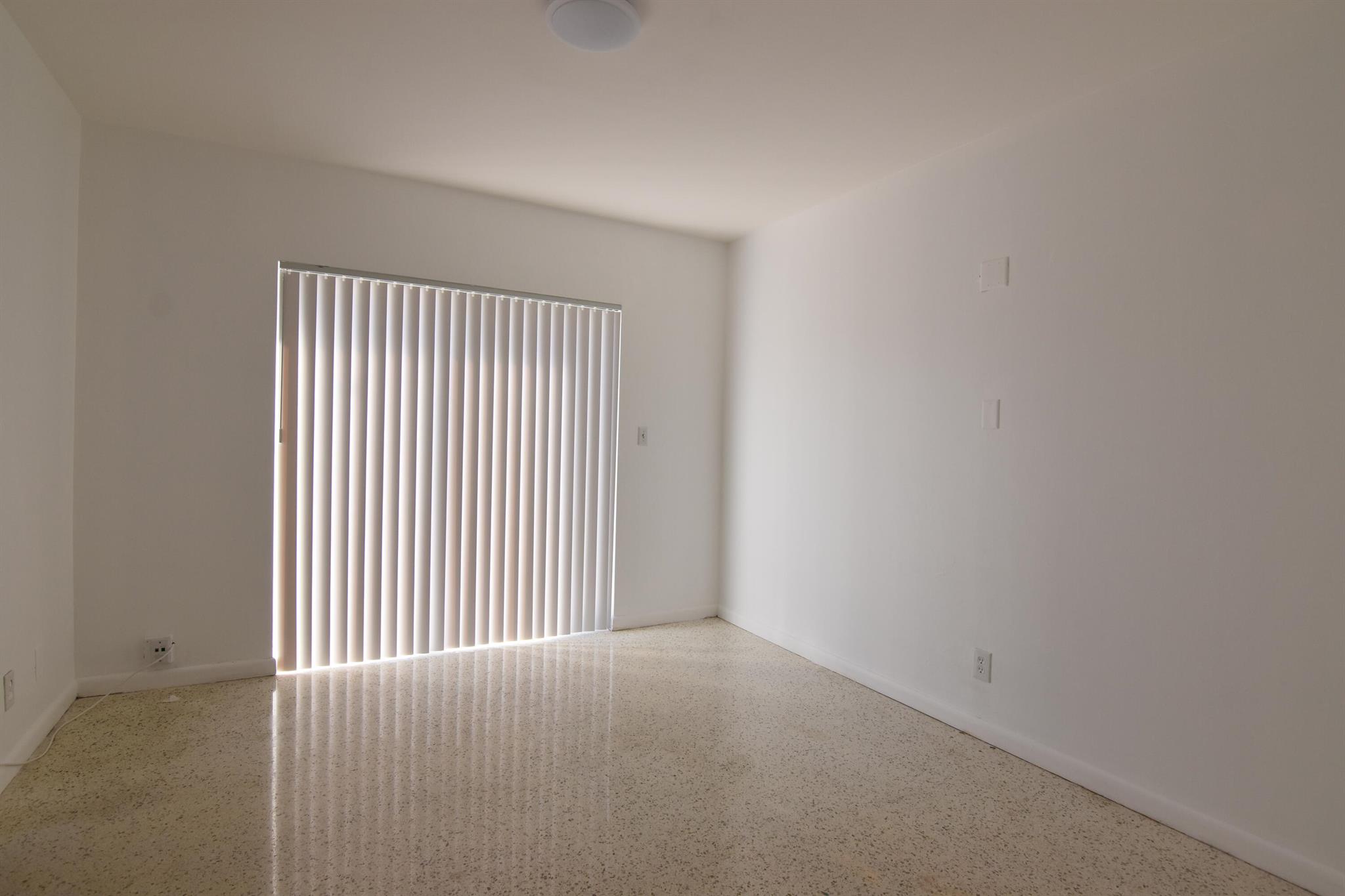 BOCA WOODS - Residential Lease