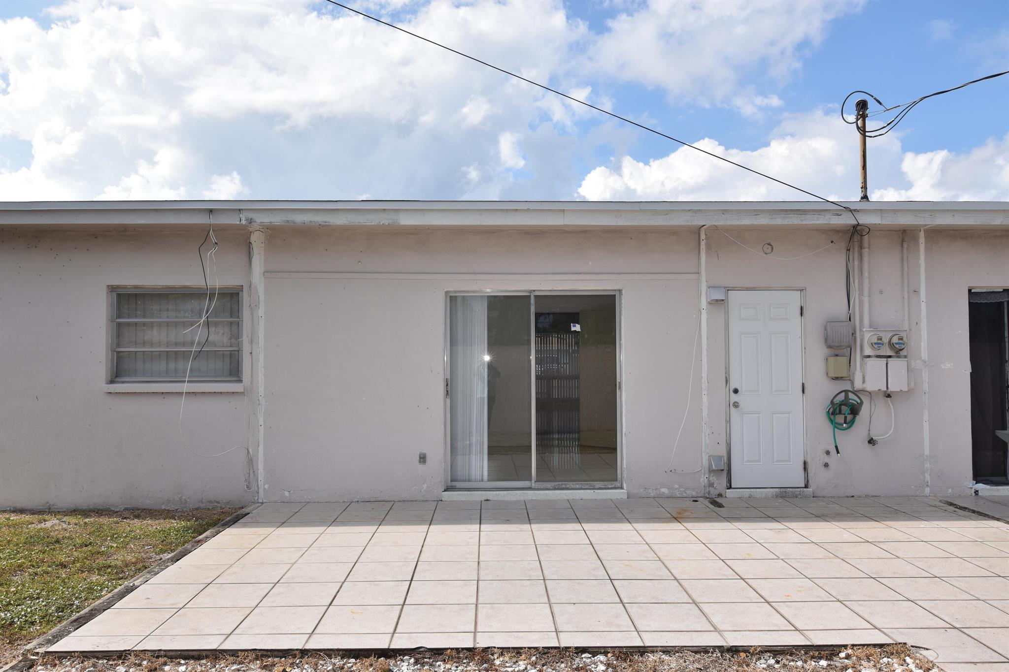 BOCA WOODS - Residential Lease