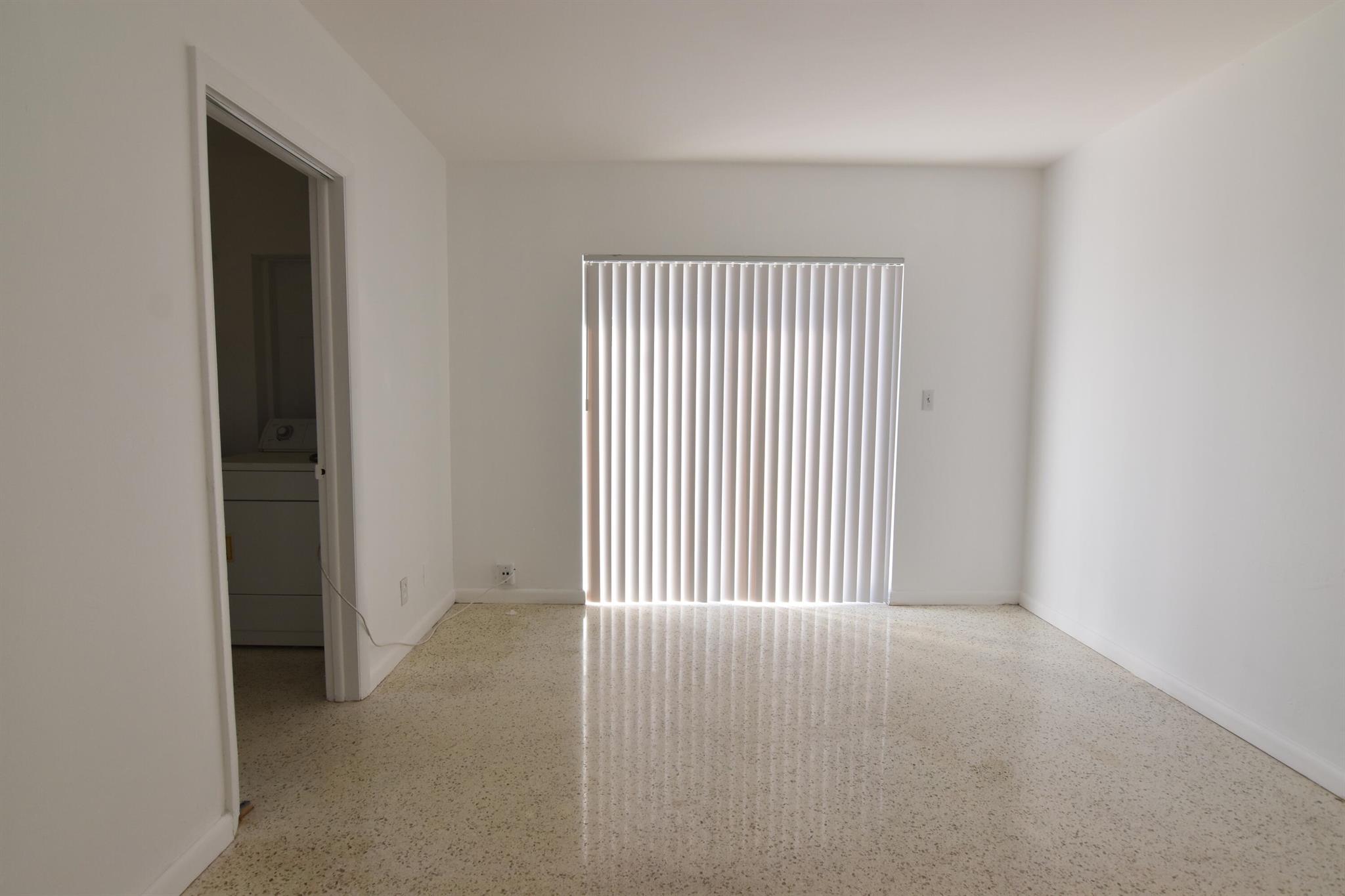 BOCA WOODS - Residential Lease