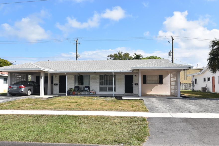 RARELY AVAILABLE. Very nice 3 BR/2 Bath duplex in east Boca Raton. Bike to the beach and all shops. All Terrazzo flooring, throughout. Both baths and kitchen (brand new refrigerator) have been updated. Convenient parking with carport and 2 car driveway. Enjoy what east Boca has to offer. Awesome location!