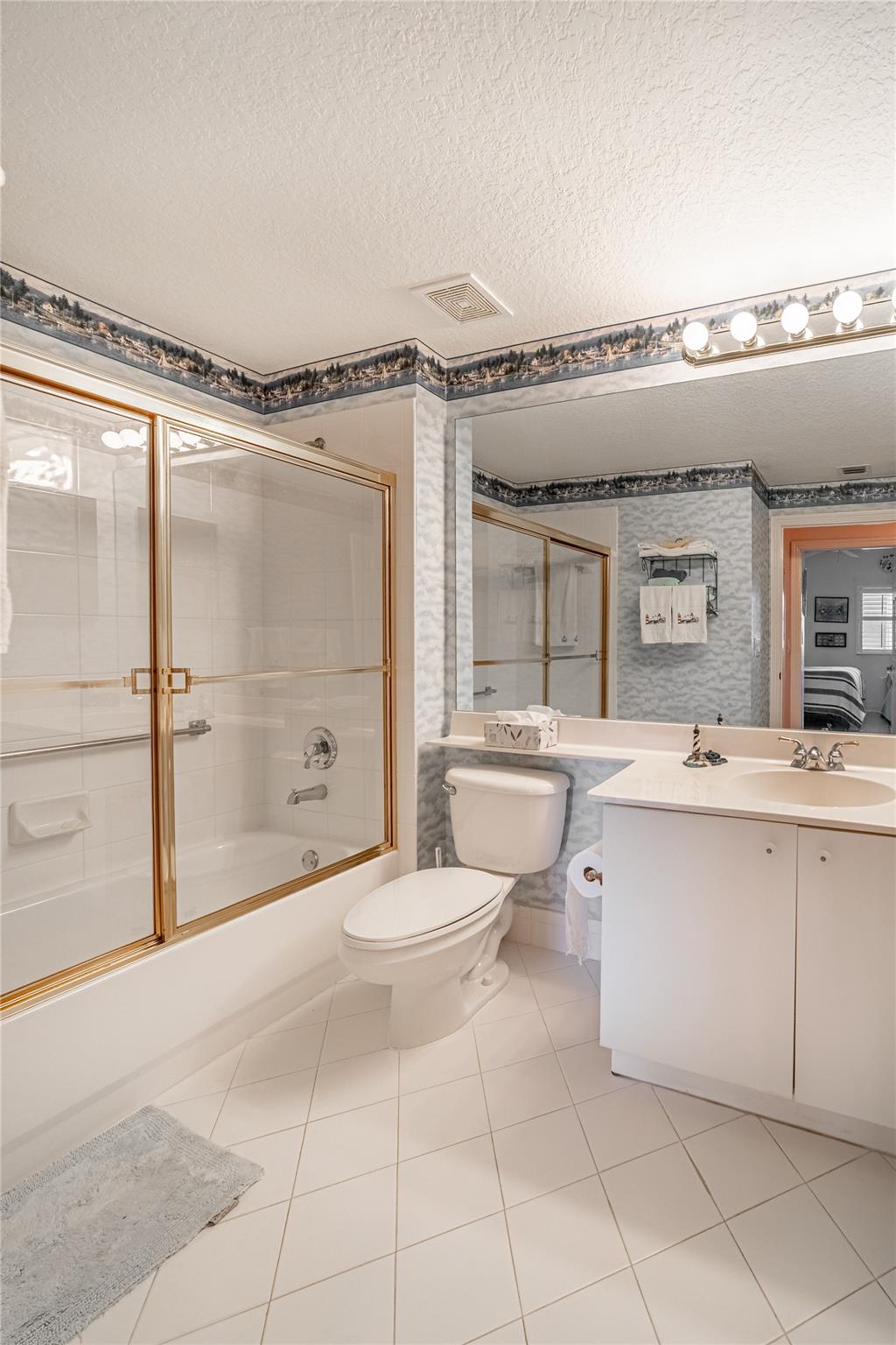 SOUTHAMPTON - Residential