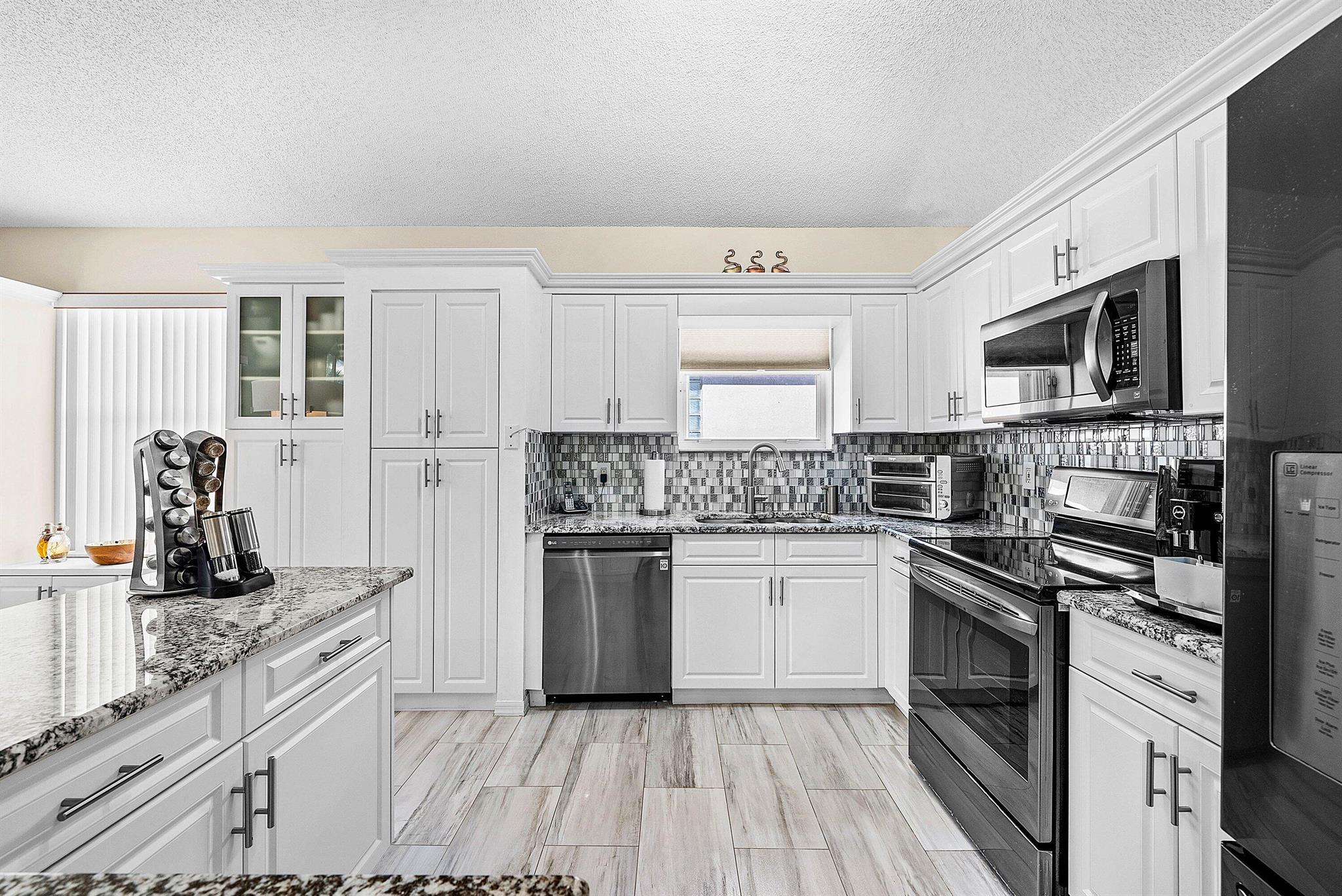 INDIAN HILLS 1 - Residential