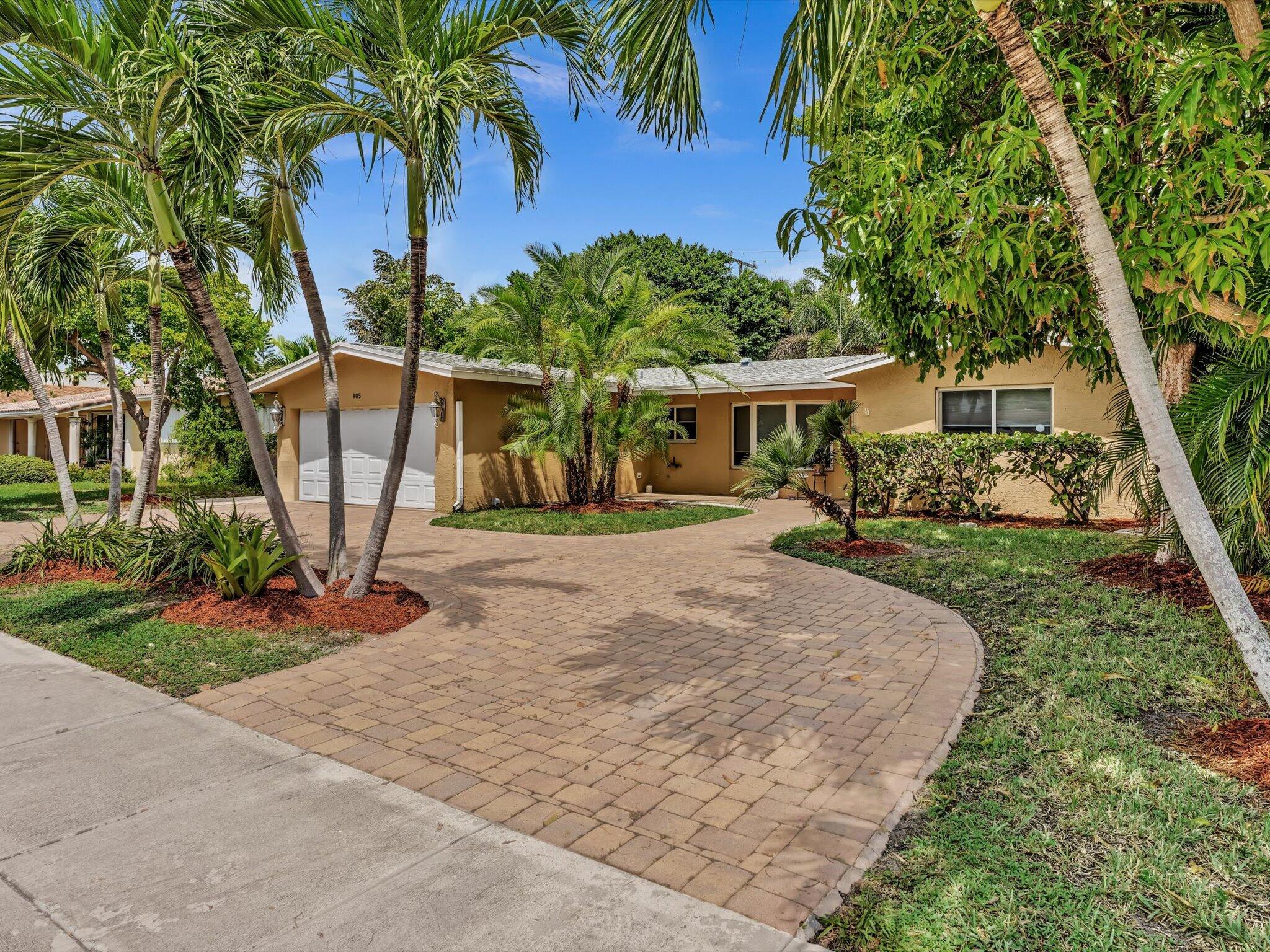 905 SE 13TH Court