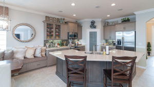 VISTA LAGO - Residential