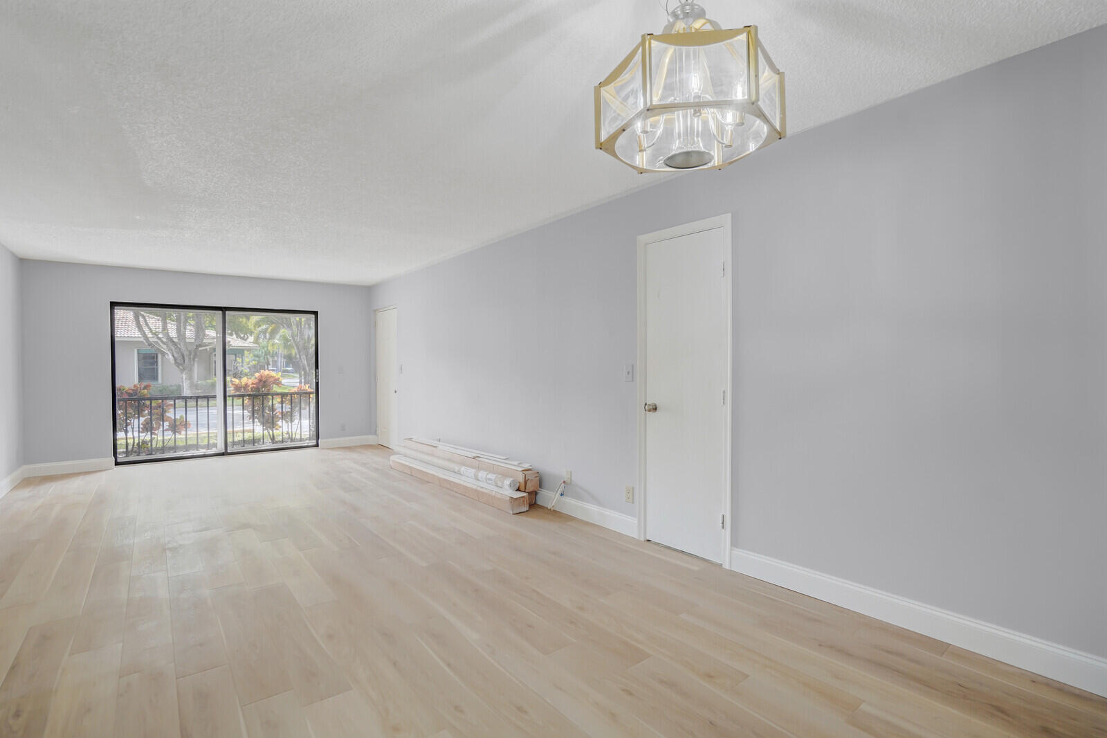 BENT TREE GARDENS WEST CO - Residential