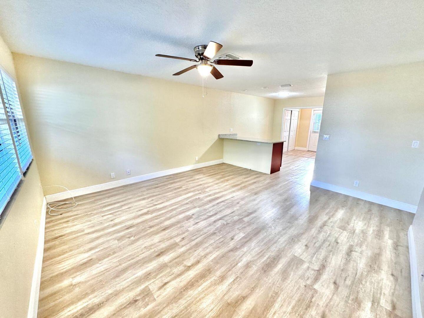 ROSELAND PARK HAMPTON ADD - Residential Lease