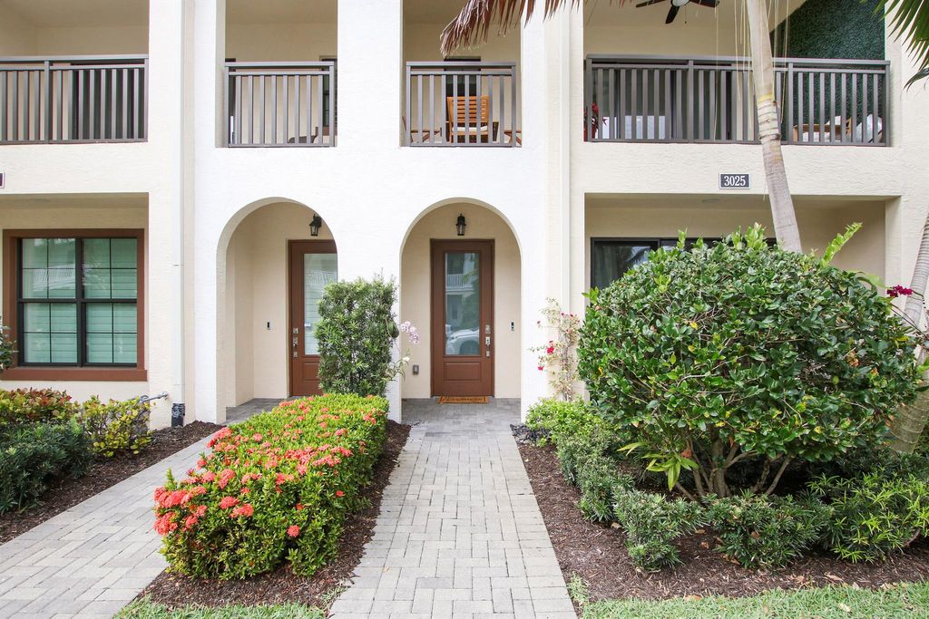 Photo of 3025 Franklin Place, Palm Beach Gardens, FL 33418 (MLS # R10924769)