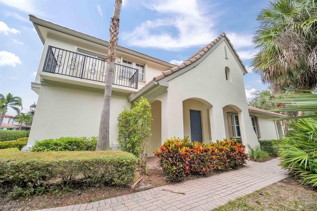 Photo of 101 Evergrene Parkway, Palm Beach Gardens, FL 33410 (MLS # R10755183)