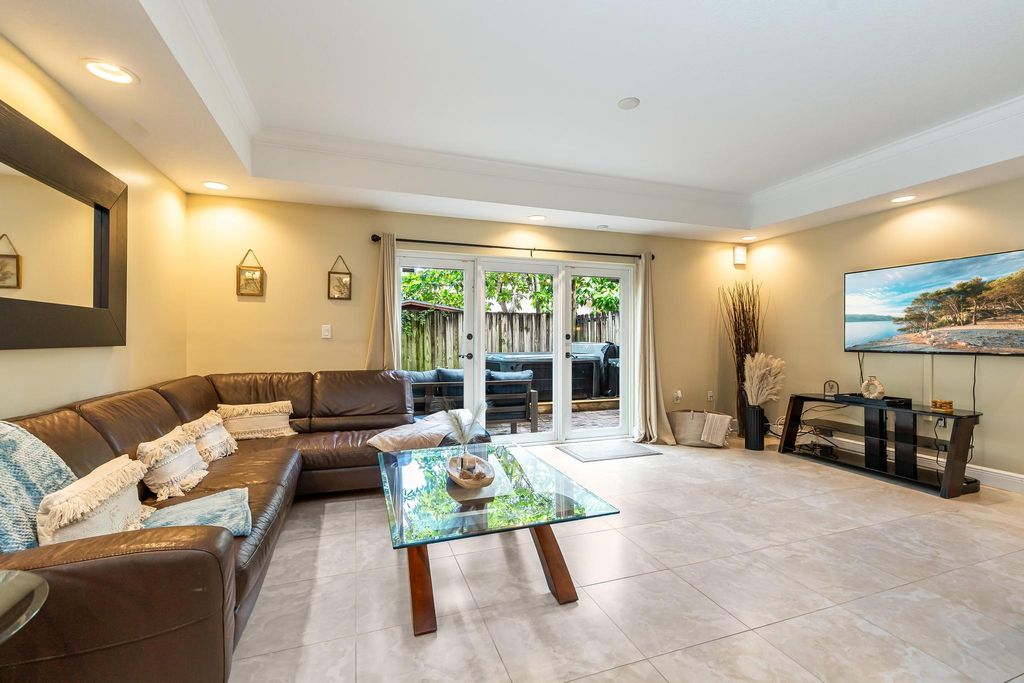 Photo of 1721 SW 23rd Street #1721, Fort Lauderdale, FL 33315 (MLS # B26031906)