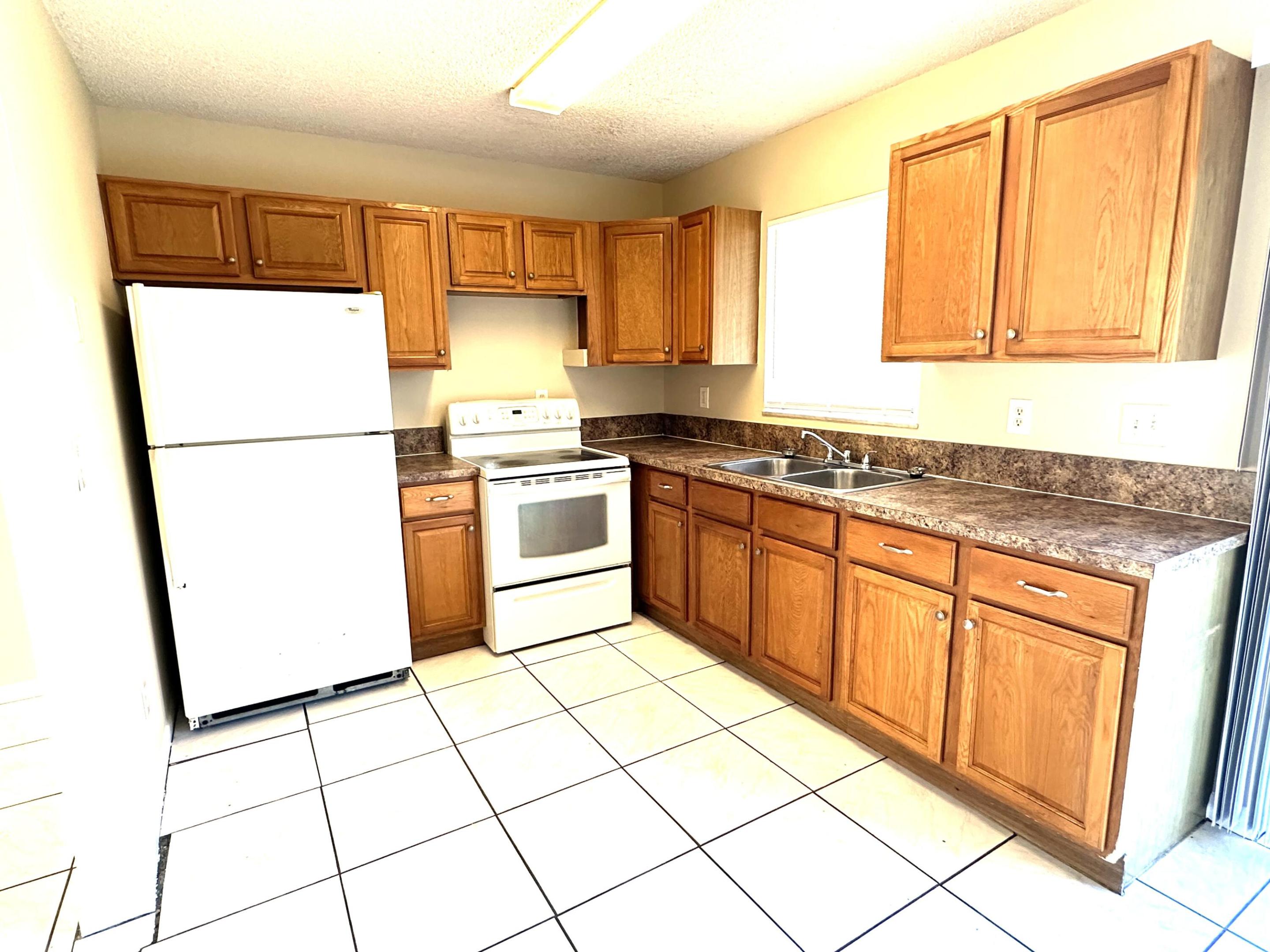 3365 SE Garden Street 3365