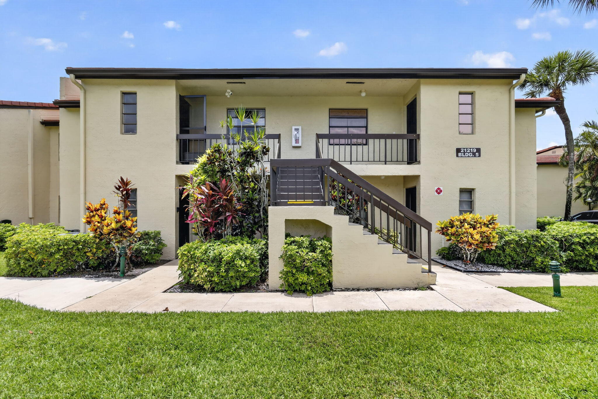 21219 Lago Circle 5j