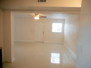 TROPICAL TERRACE - Residential