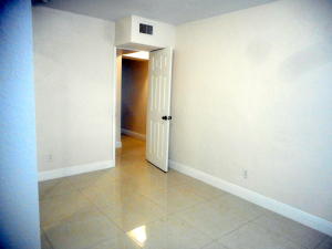 TROPICAL TERRACE - Residential