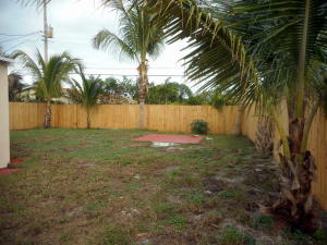TROPICAL TERRACE - Residential