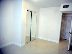 TROPICAL TERRACE - Residential