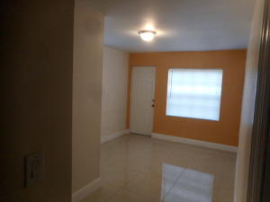 TROPICAL TERRACE - Residential