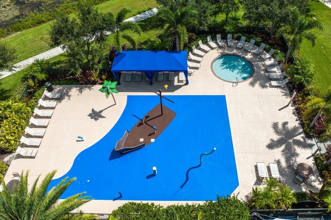 CANYON TRAILS - Residential