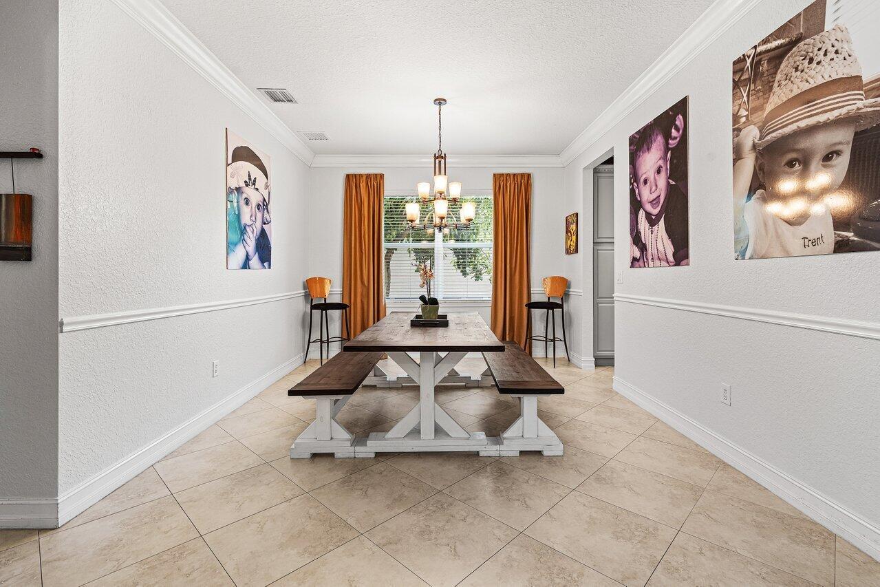 CANYON TRAILS - Residential