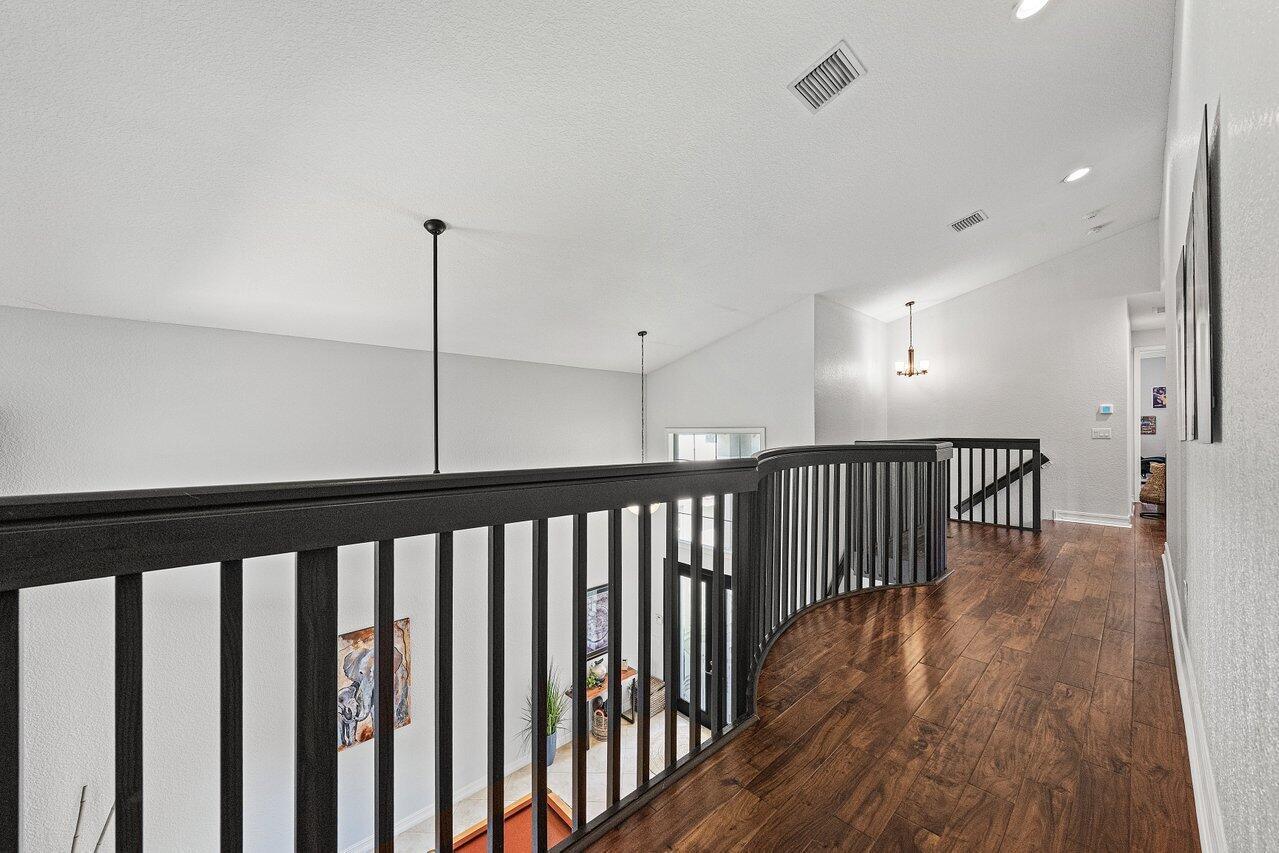 CANYON TRAILS - Residential