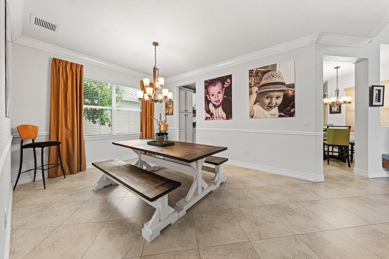 CANYON TRAILS - Residential