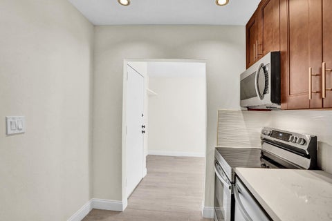 Tiny photo for 3115 Oakland Shores Drive #E109, Oakland Park, FL 33309 (MLS # F10537856)
