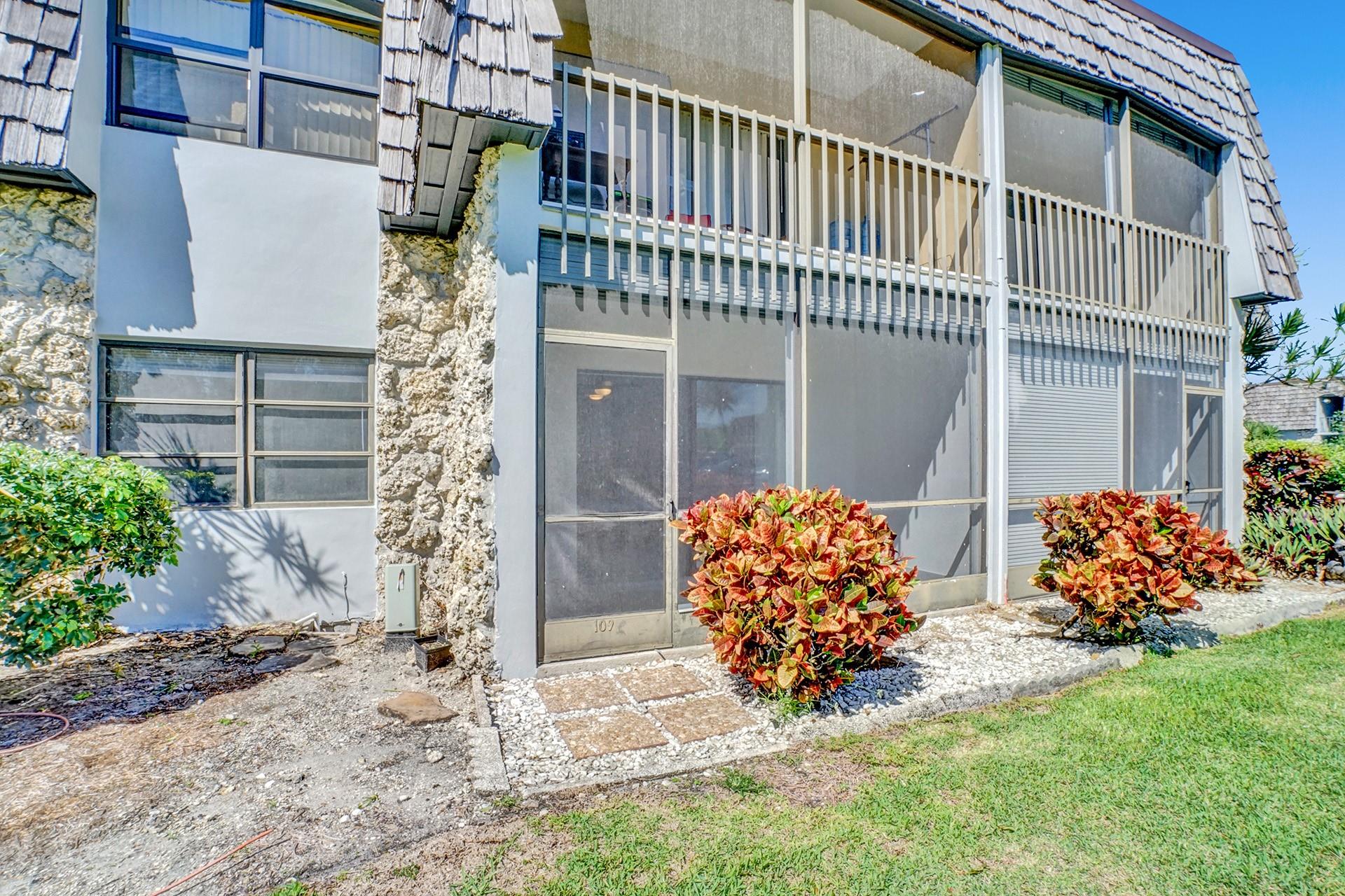 OAKLAND SHORES - Residential