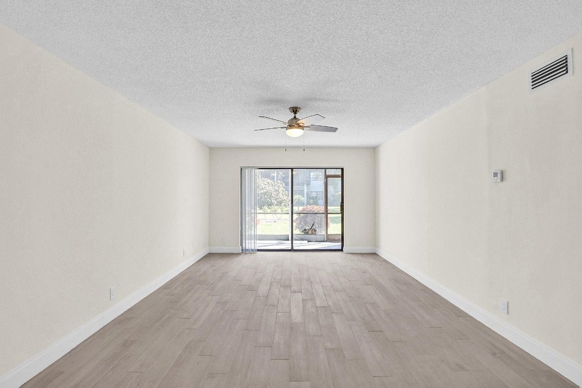 OAKLAND SHORES - Residential