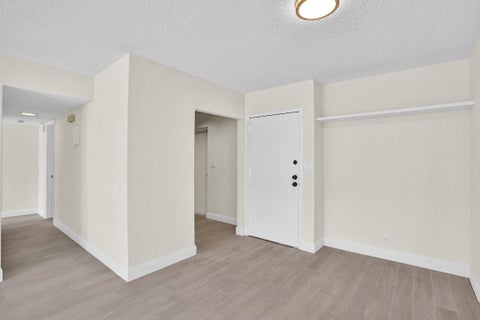 Tiny photo for 3115 Oakland Shores Drive #E109, Oakland Park, FL 33309 (MLS # F10537856)