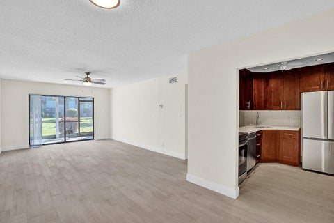 Tiny photo for 3115 Oakland Shores Drive #E109, Oakland Park, FL 33309 (MLS # F10537856)