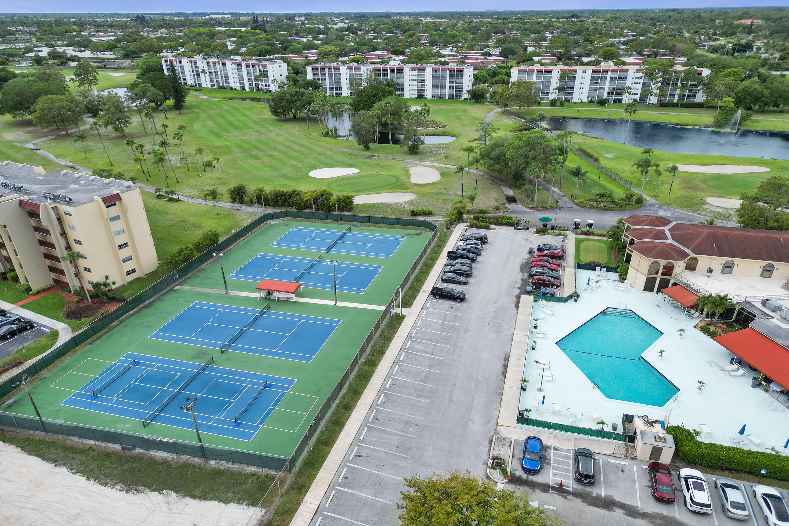 View photos, virtual tours, details... 3590 Via Poinciana 114