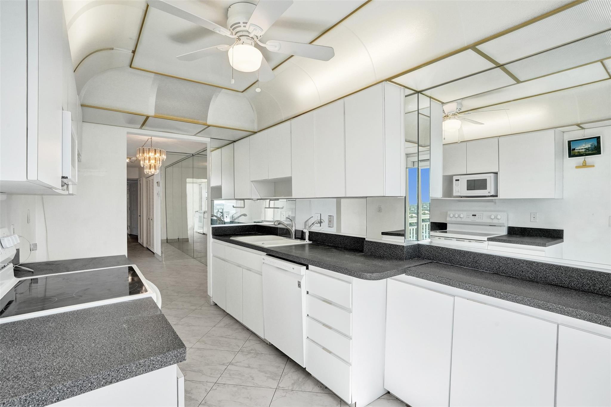 HILLSBORO LEBARON - Residential