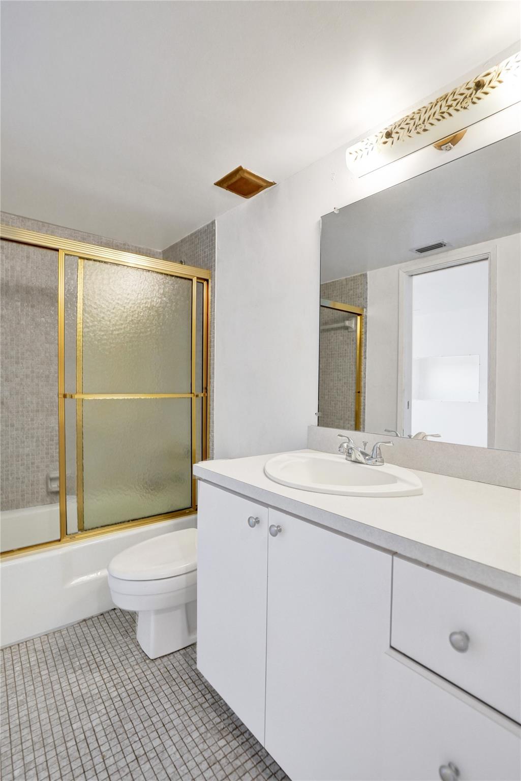 HILLSBORO LEBARON - Residential