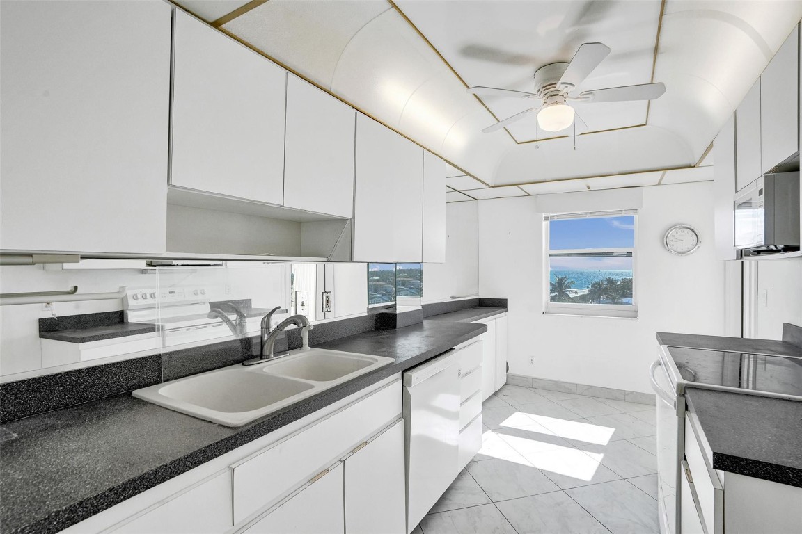 HILLSBORO LEBARON - Residential