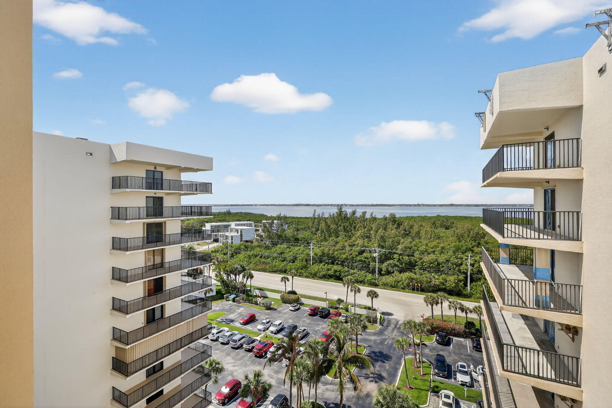 10044 S Ocean Drive 1103