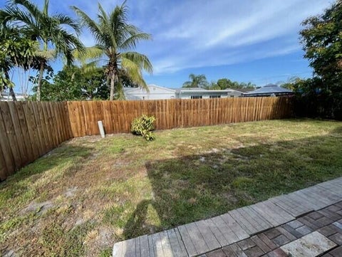 Tiny photo for 180 SW 77th Avenue, Margate, FL 33068 (MLS # B26043677)