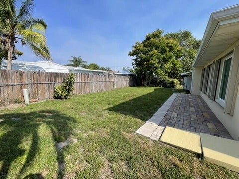 Tiny photo for 180 SW 77th Avenue, Margate, FL 33068 (MLS # B26043677)