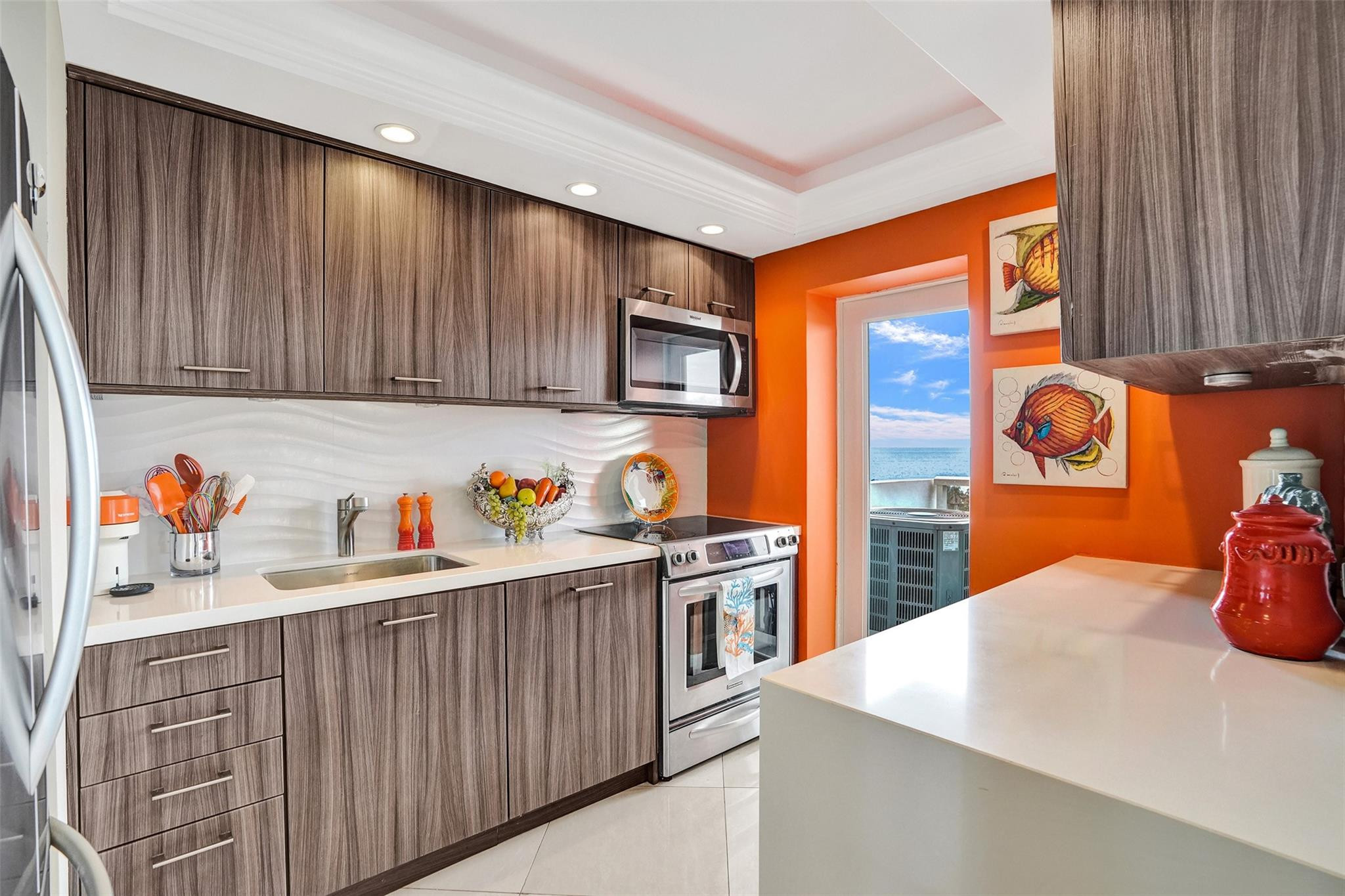 EMBASSY TOWER INC CONDO - Residential